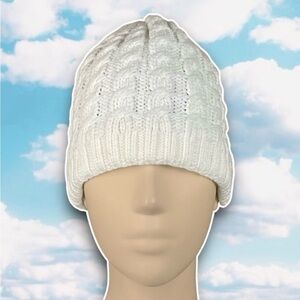 ❤️ UNDER ARMOUR Cable Knit Fleece Lined Beanie Winter Hat Academia Preppy Ivory
